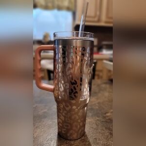 40oz Rose Gold leopard print tumbler by YUKON outfitters